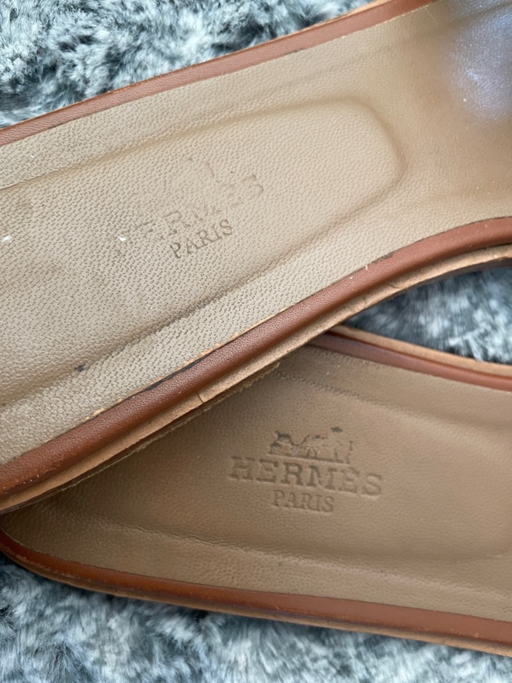 Hermes Oran Minimalist Tan H Design Leather Slide Sandals - Picture 2 of 9